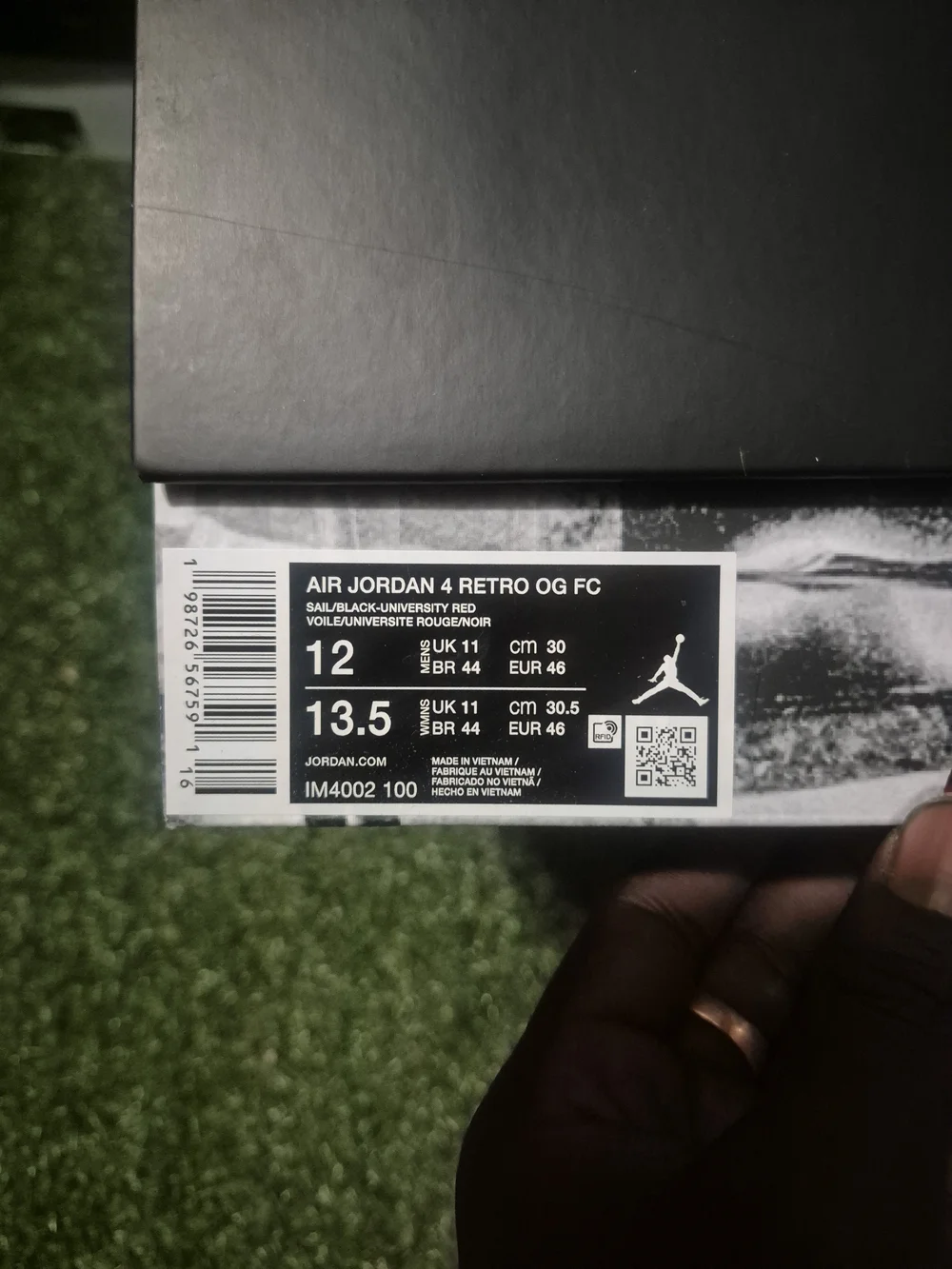 Nike Air Jordan 4 (Flightclub)